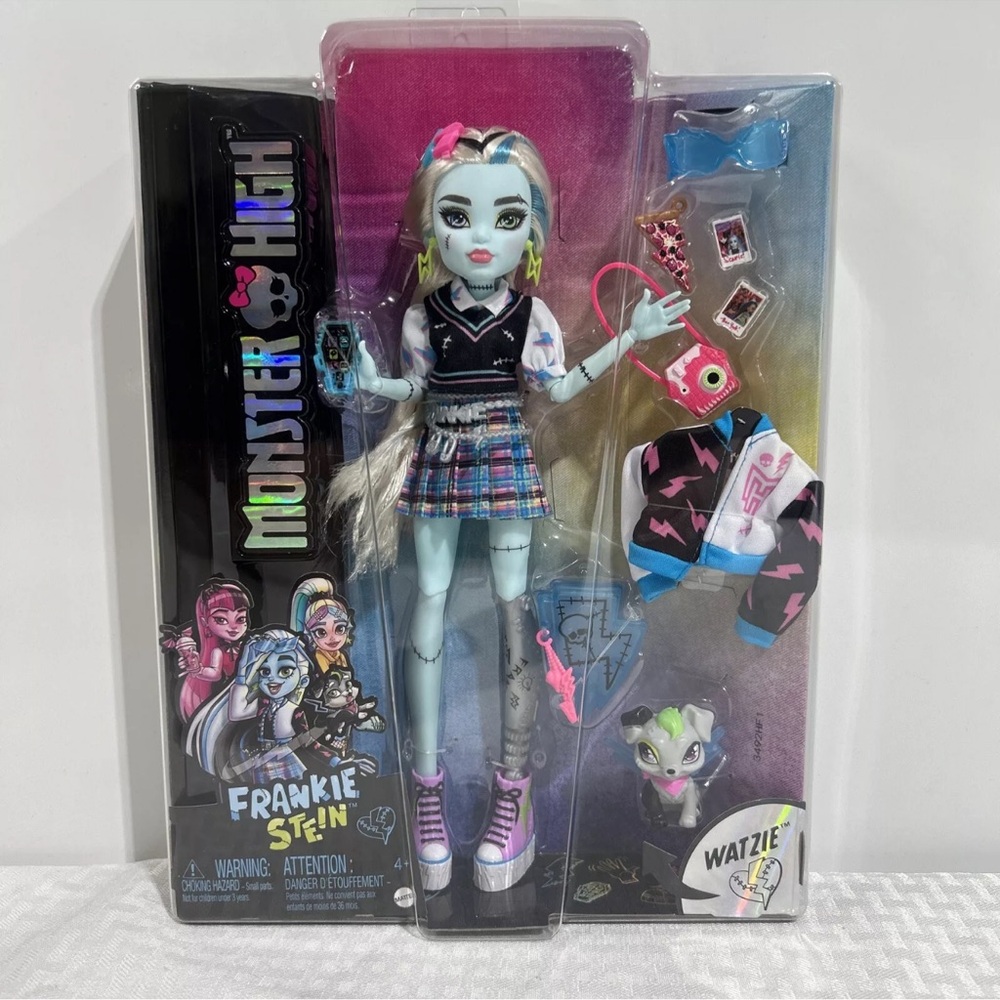 Monster High FRANKIE STEIN G3 Reboot Doll Mattel 2022 Deluxe Set w/ Watzie Pet